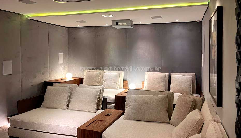 Sala de Home Cinema Longevidade showroom DAG Brasil, Bahia | DAG Brasil Sala de Home Cinema Longevidade showroom DAG Brasil, Bahia | DAG Brasil