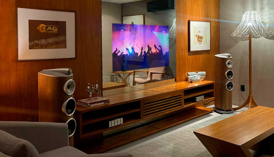 Sala de Home Cinema Reflexao showroom DAG Brasil Salvador, Bahia | DAG Brasil Sala de Home Cinema Reflexao showroom DAG Brasil Salvador, Bahia | DAG Brasil
